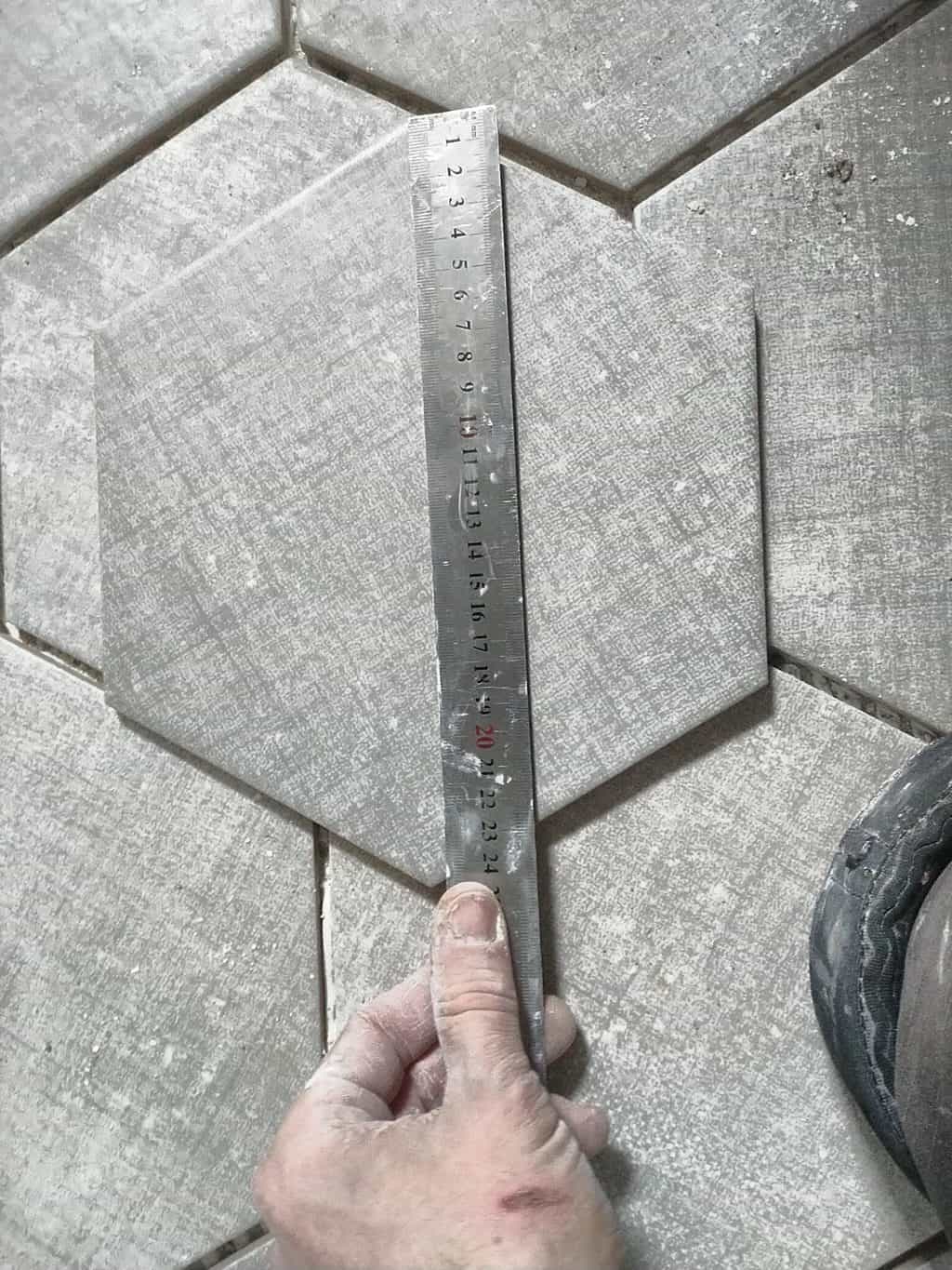 Marking from the point with ruler