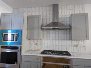 One wall of the backsplash set