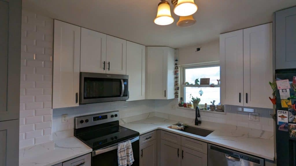 Backsplash grouted, caulked, and finished