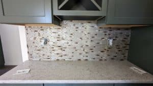 Small backsplash section also set