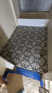 Guest bath floor set