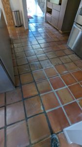 Kitchen tiles to be demo'd and replaced3