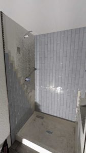 Master shower partially set2