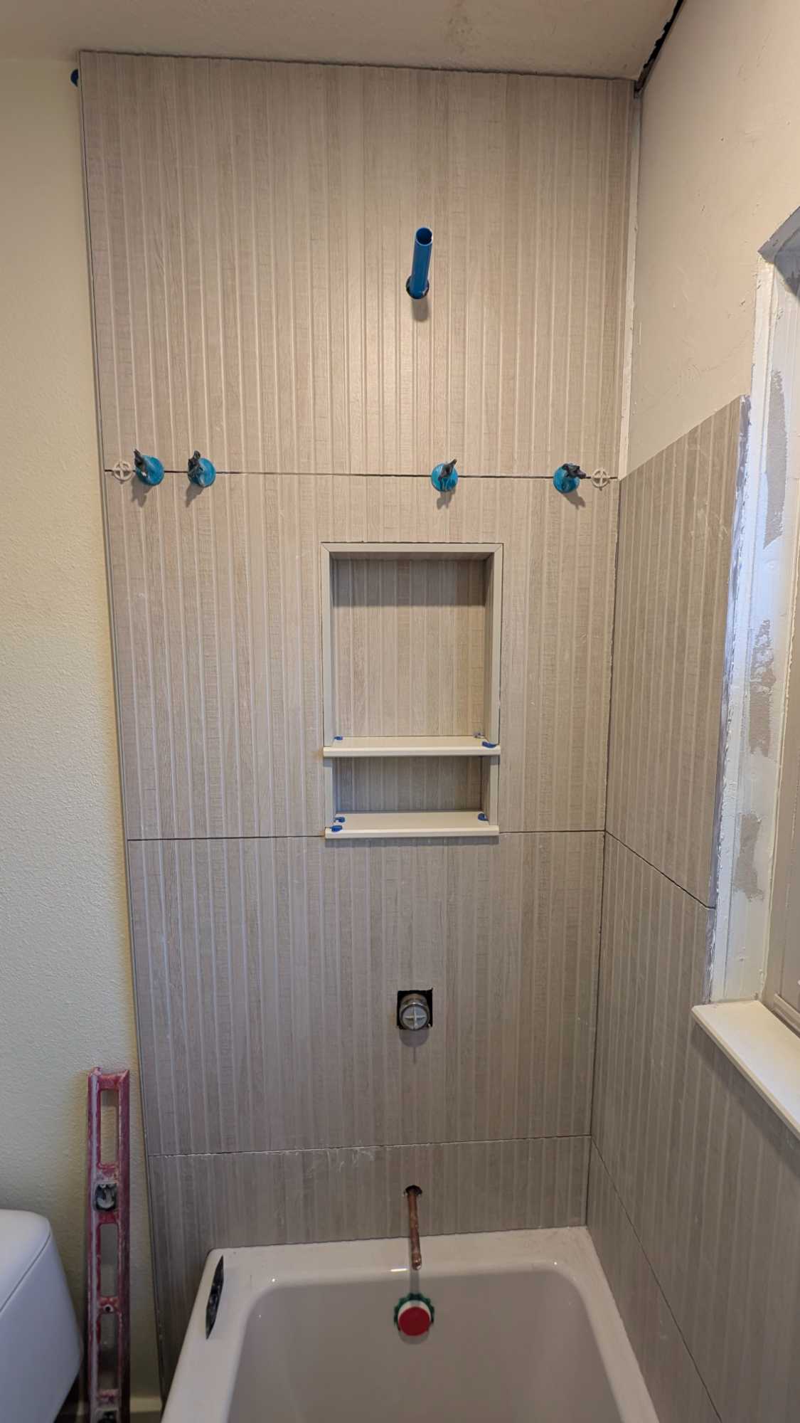 Plumbing wall fully set and niche set Plumbing wall fully set and niche set