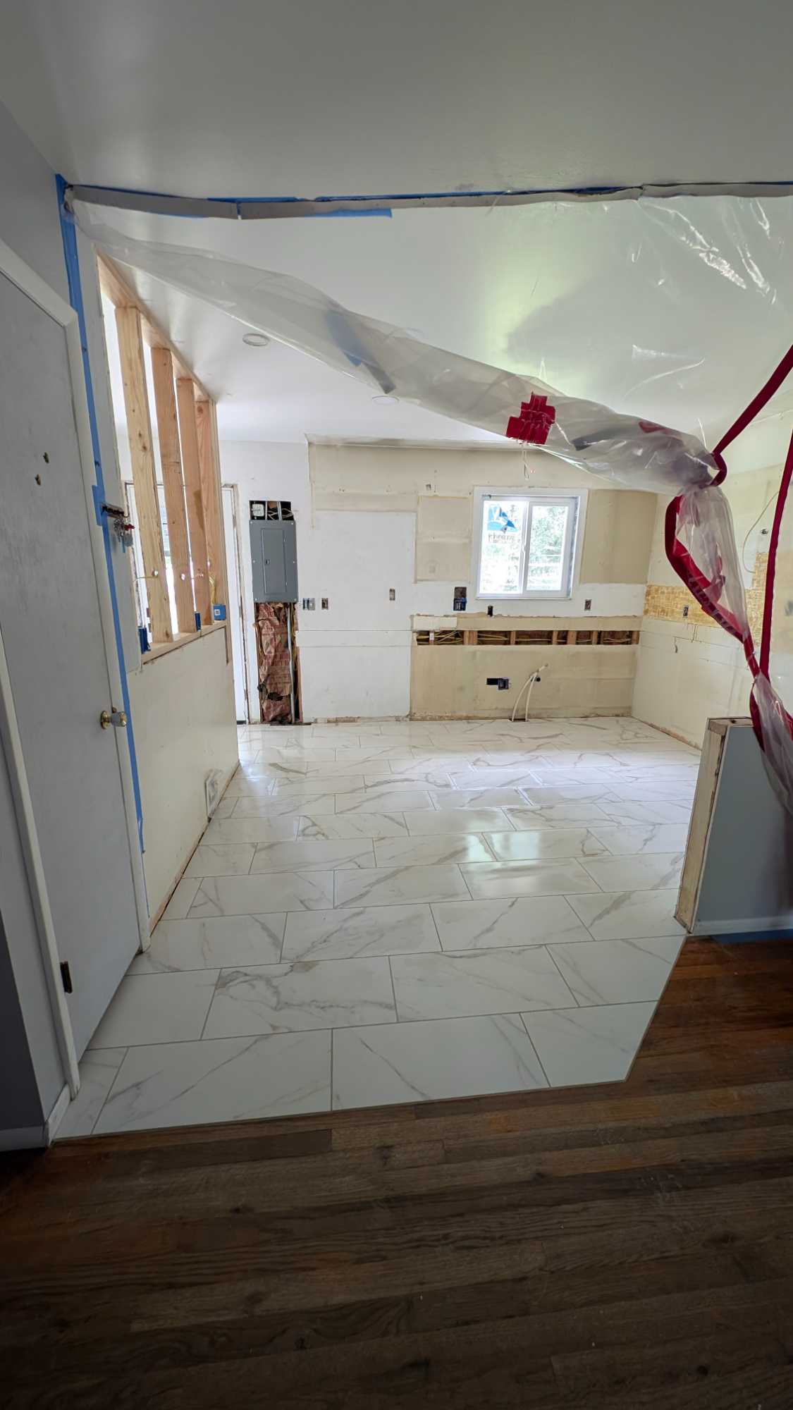 Floor grouted, caulked, and finished2