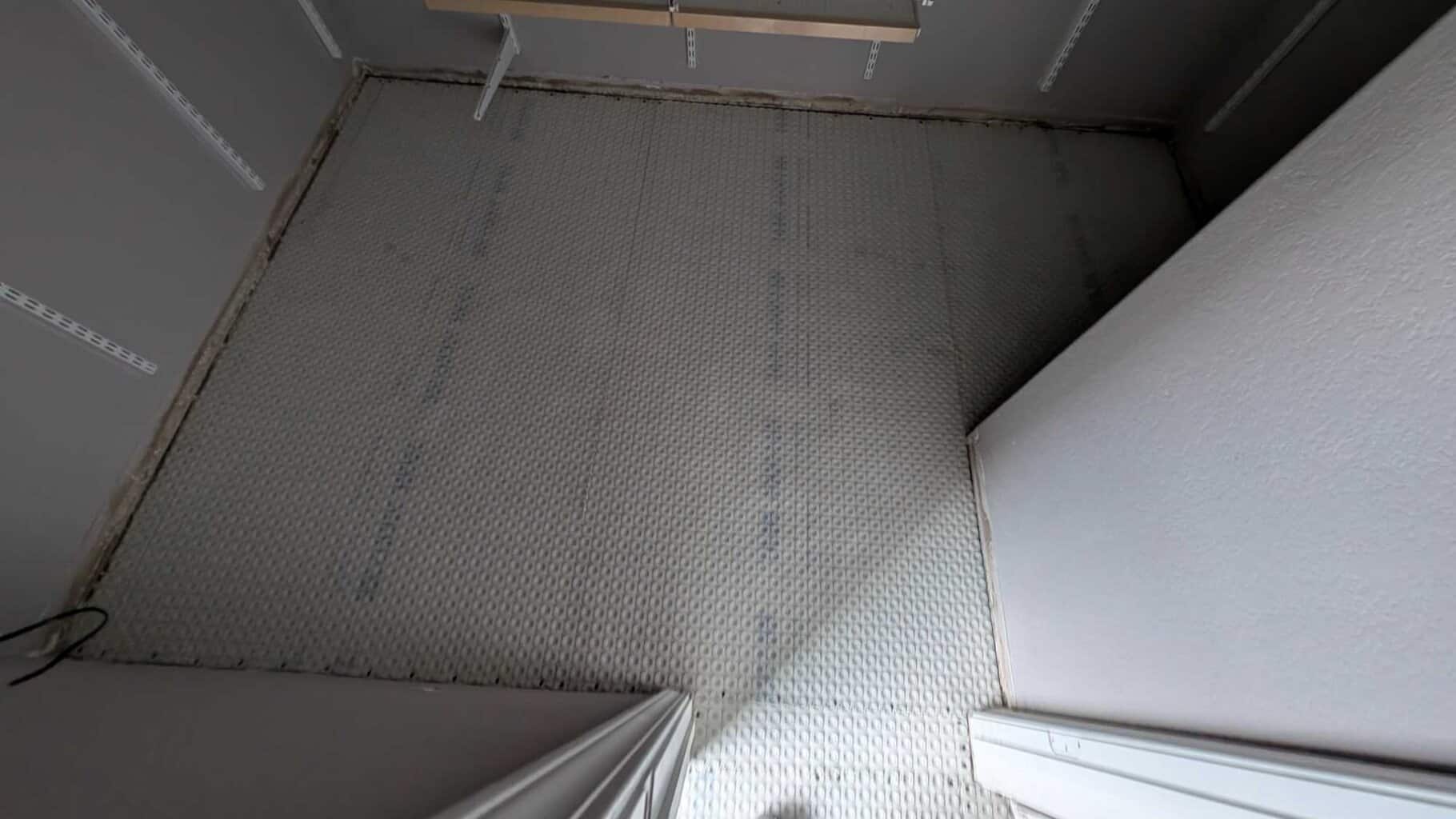 Master bath closet underlaid