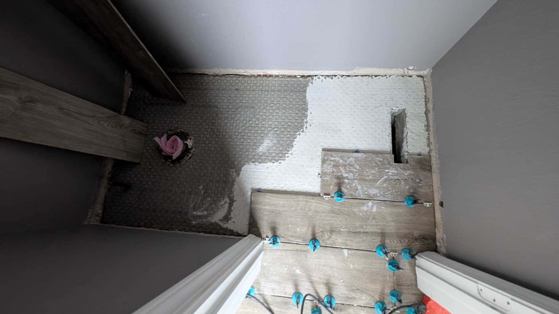 Part of the throne room still needs to be set