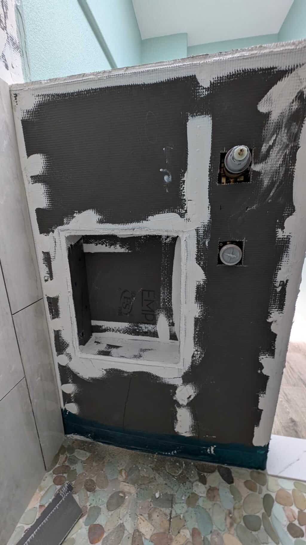 Niche fully installed