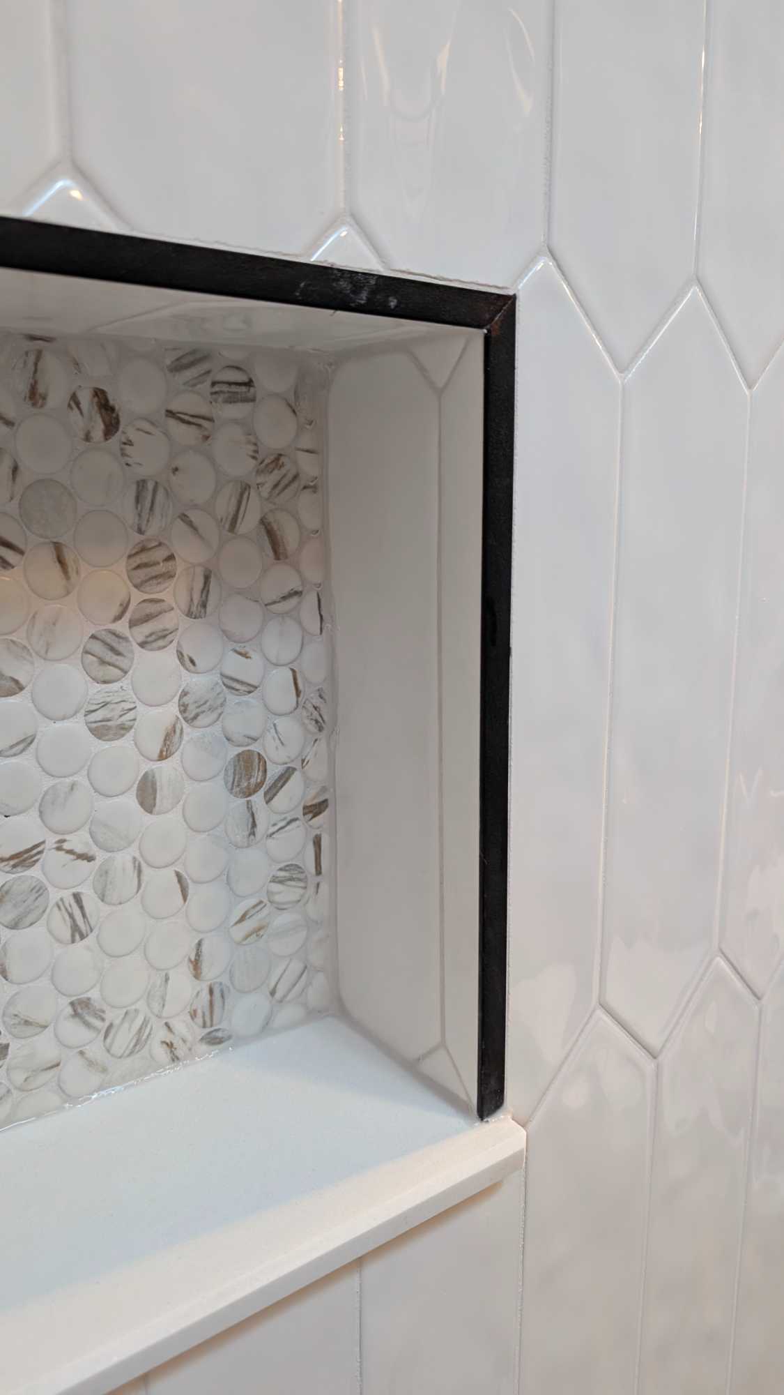 Wrapping picket tile into niche2