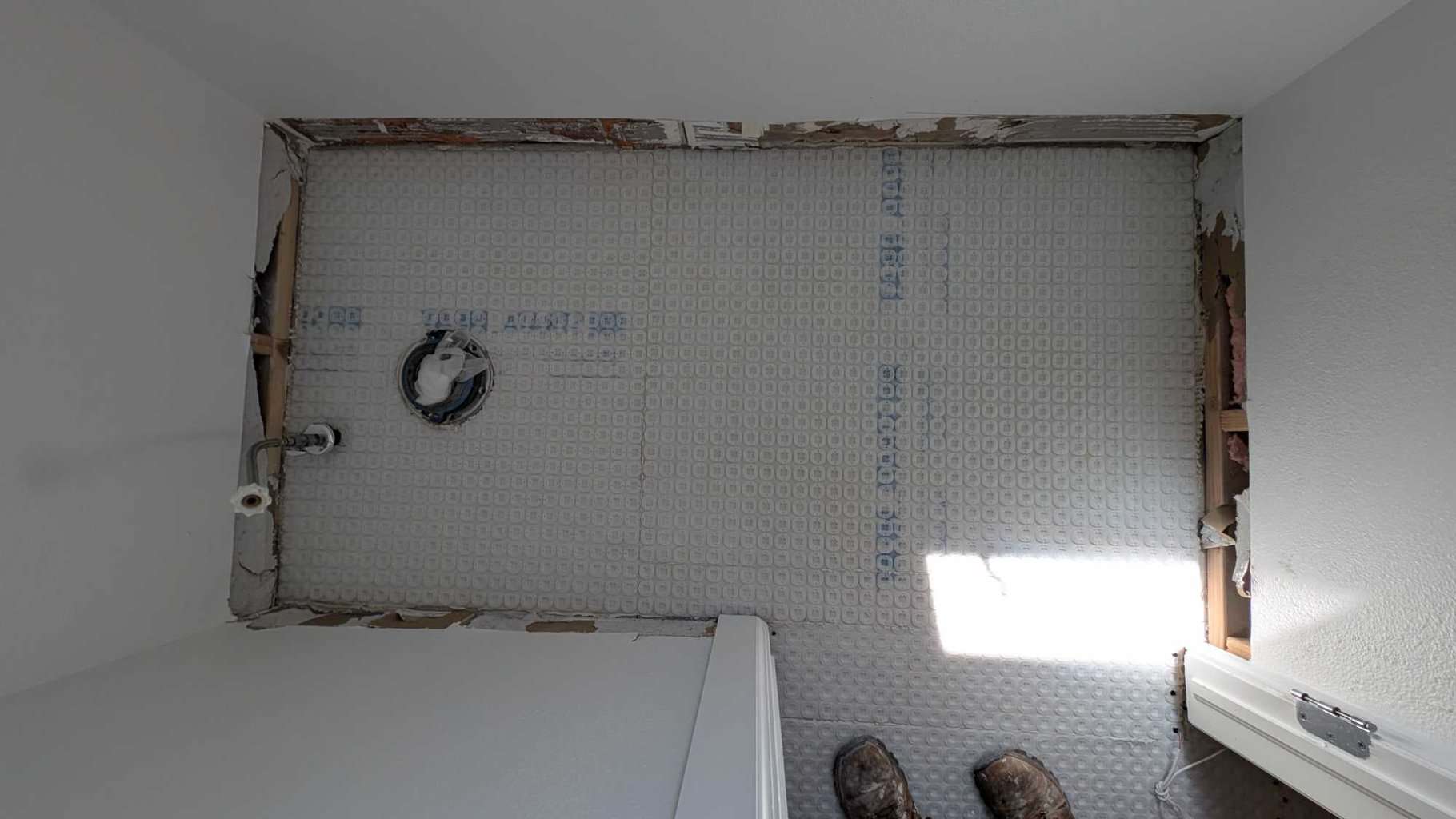 Throne room membrane cut and dry set