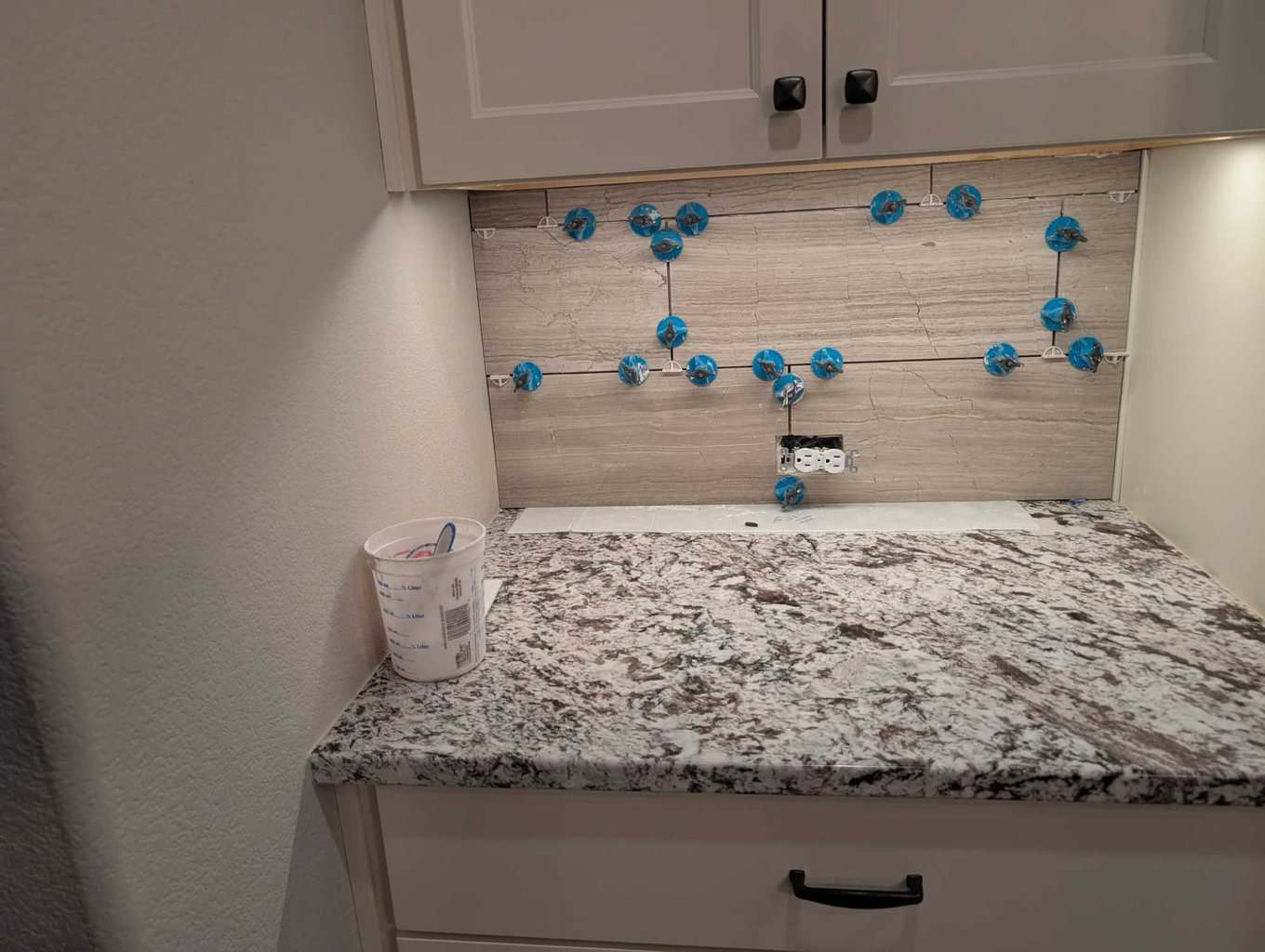 Backsplash set