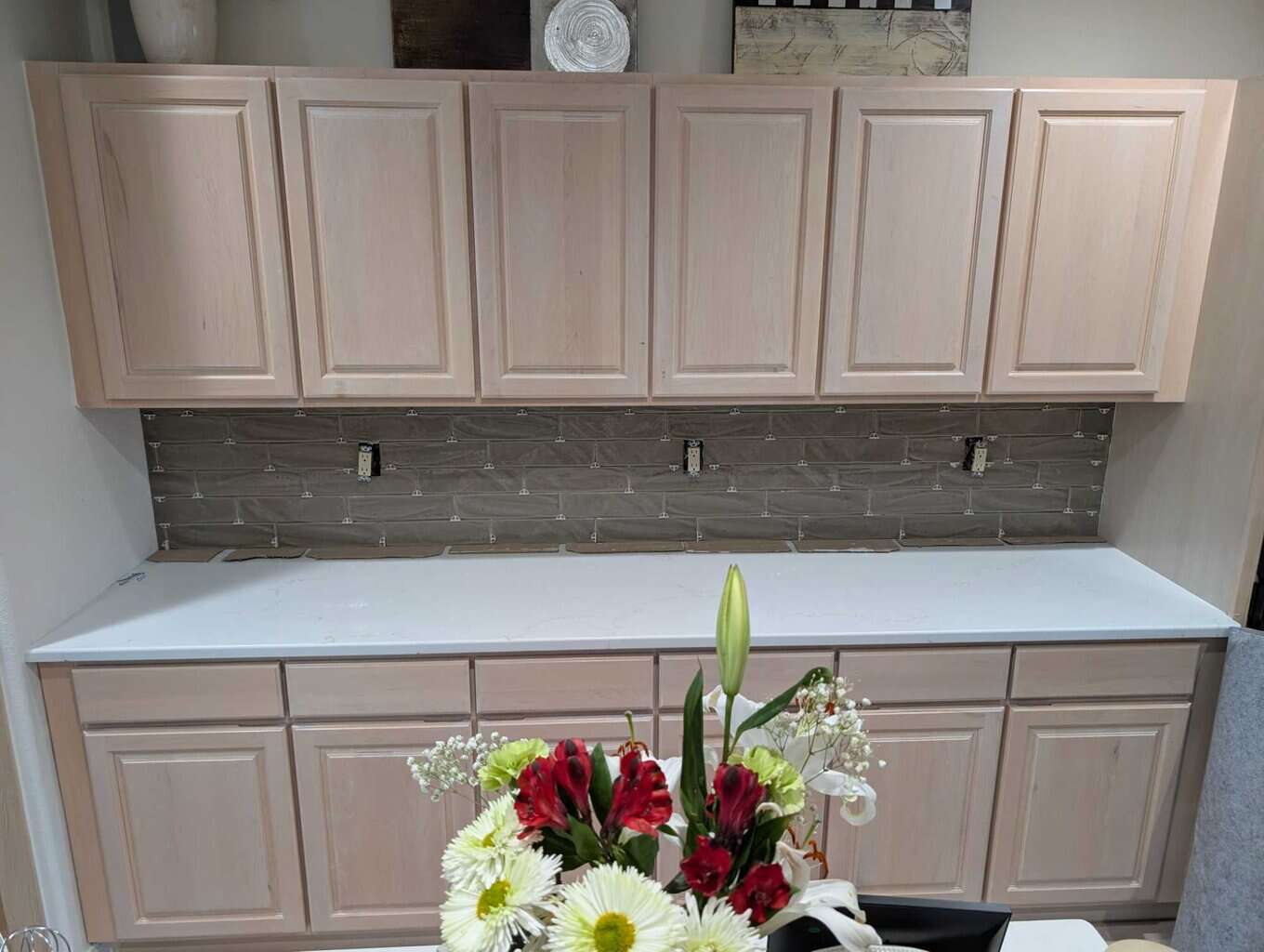 Backsplash fully set