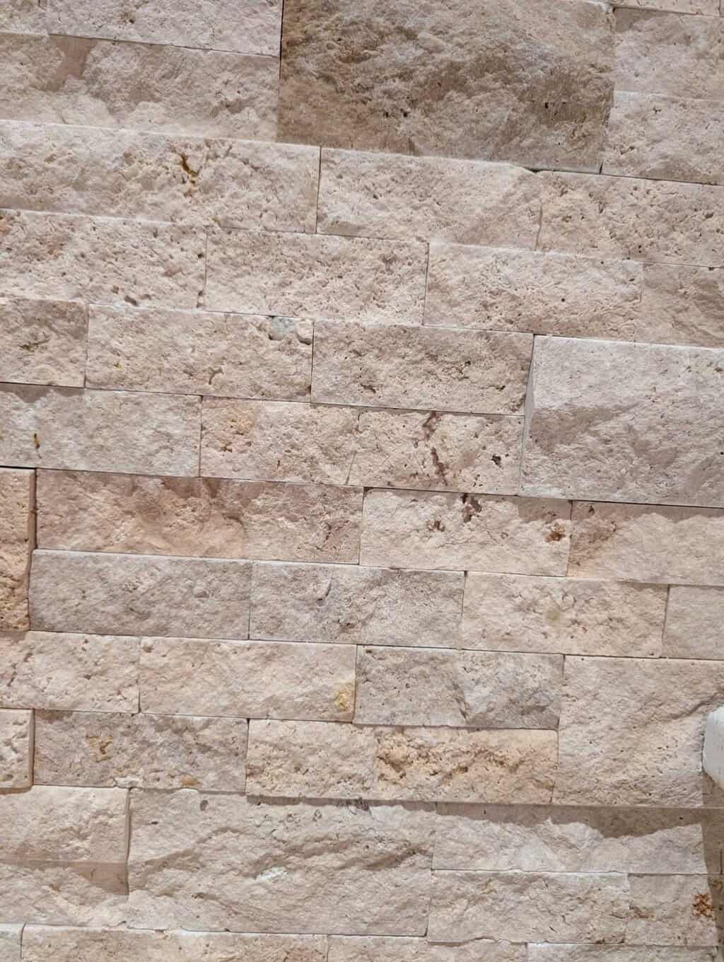 Closeup of travertine ledgers