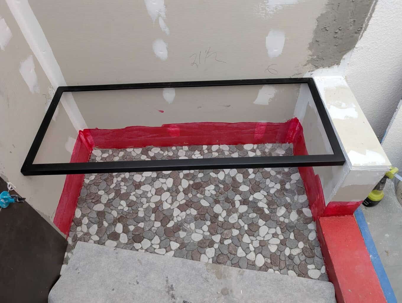 Floating bench support installed