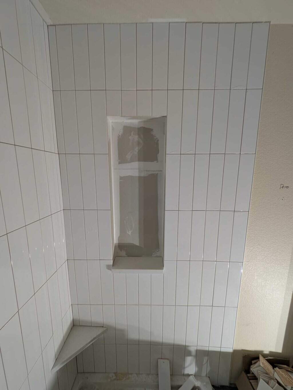 Niche to be tiled