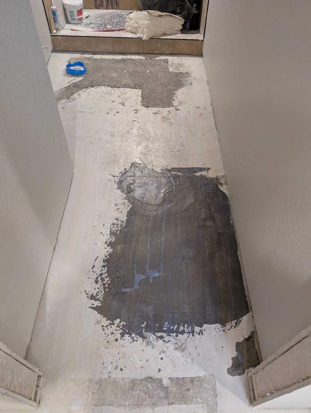 Priming floor to be leveled