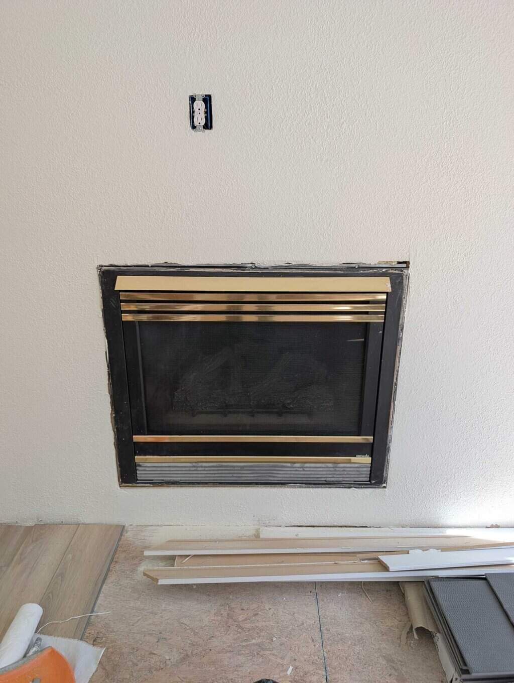 Fireplace to be set