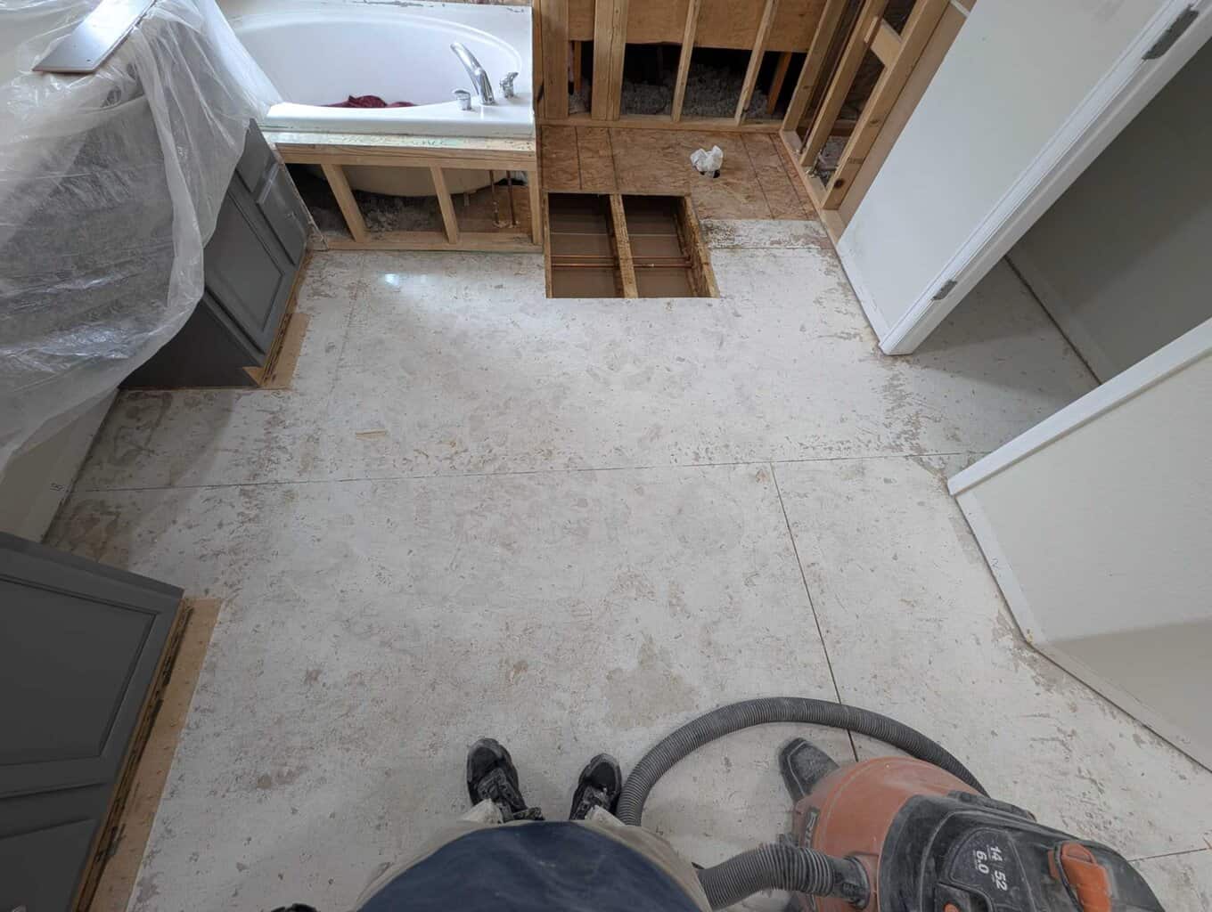 Floor is finally demo'd and cleaned and ready for tile