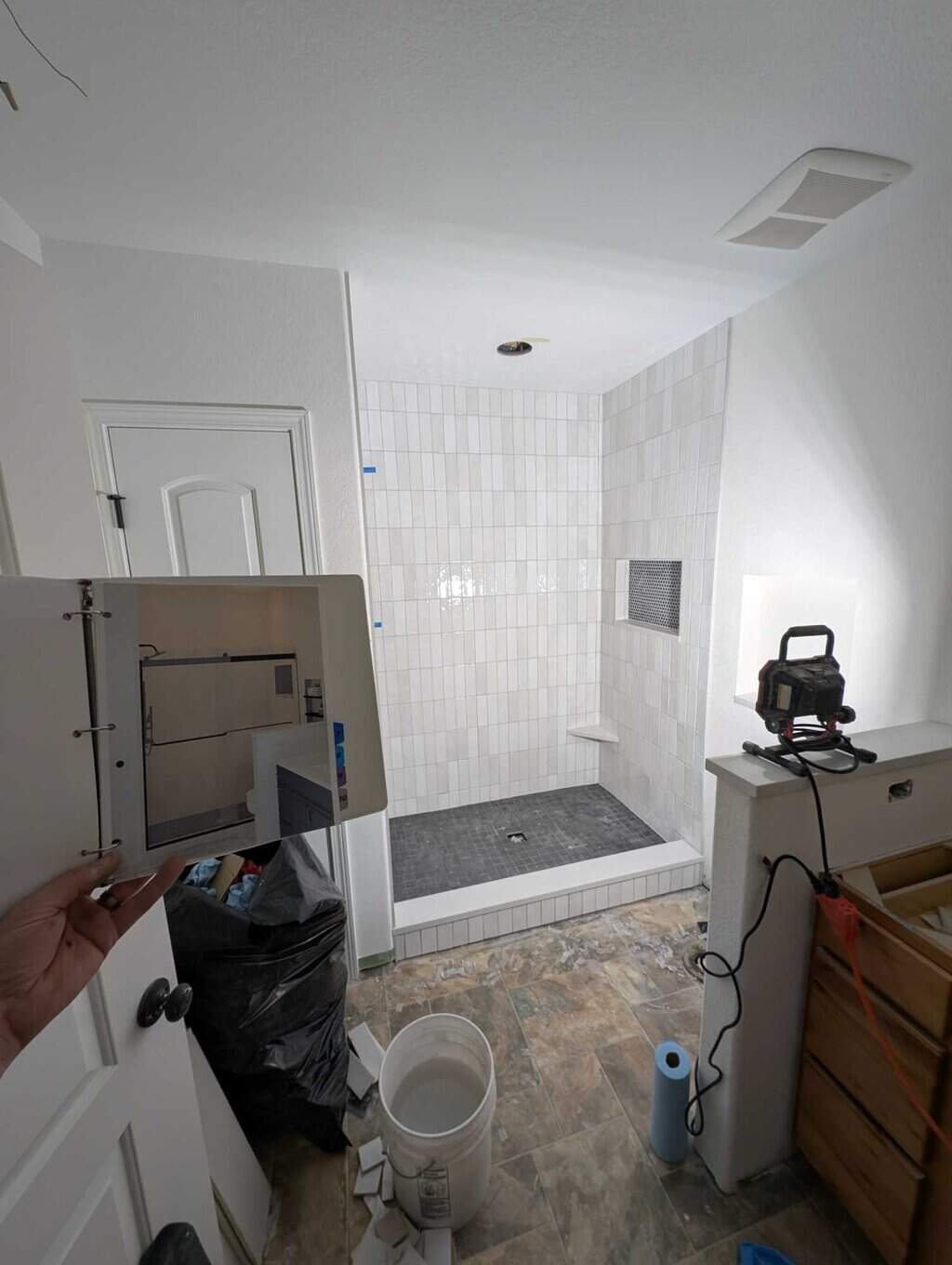 Rendering and final shower