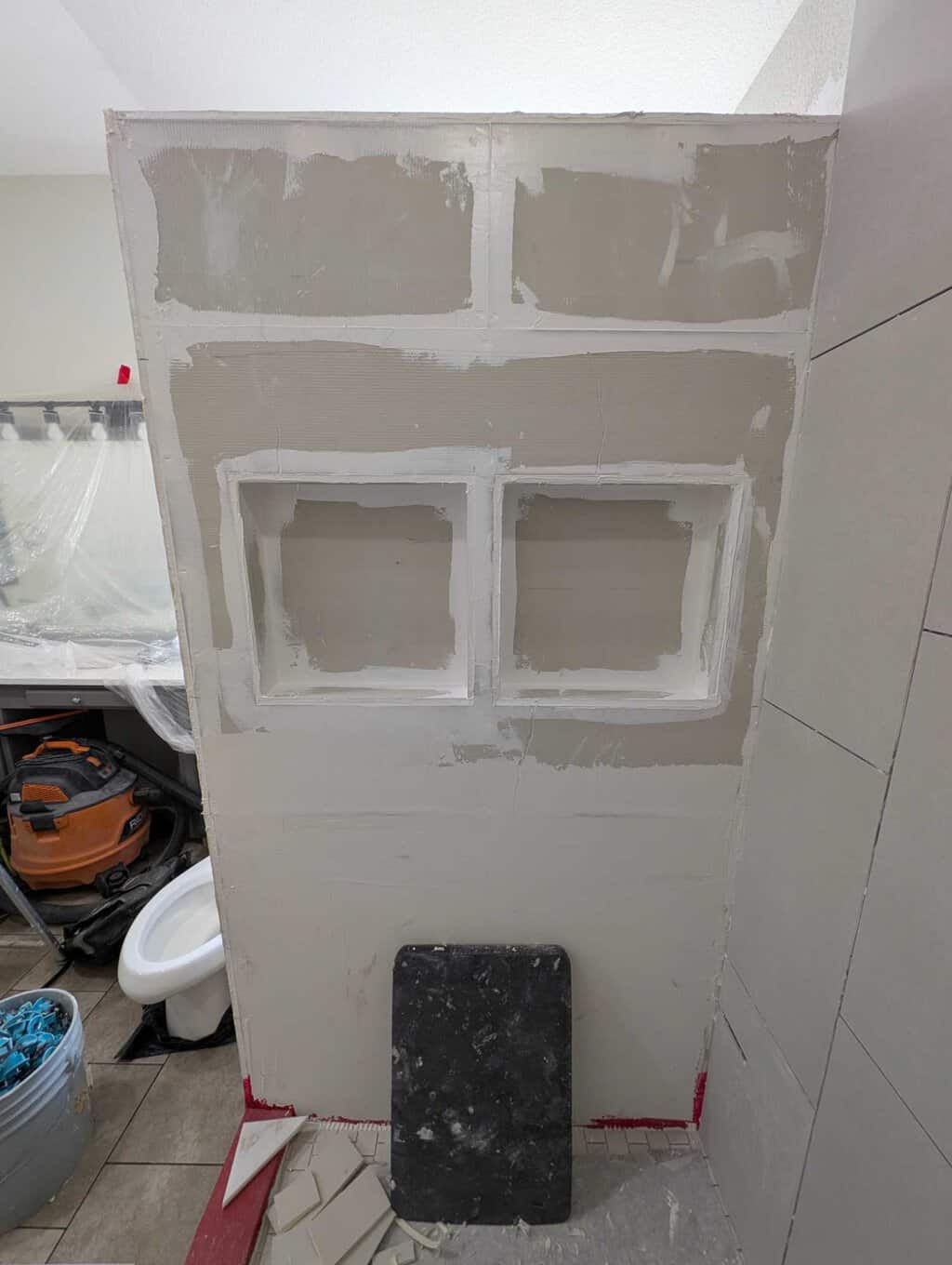 Niches built and sealed