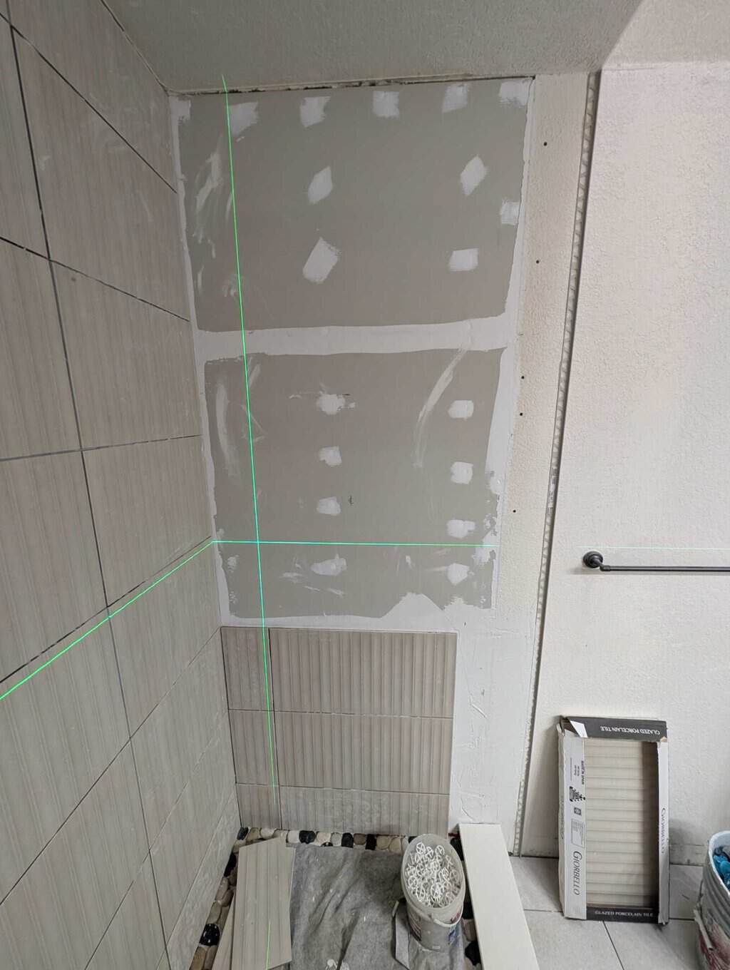Niche to be installed