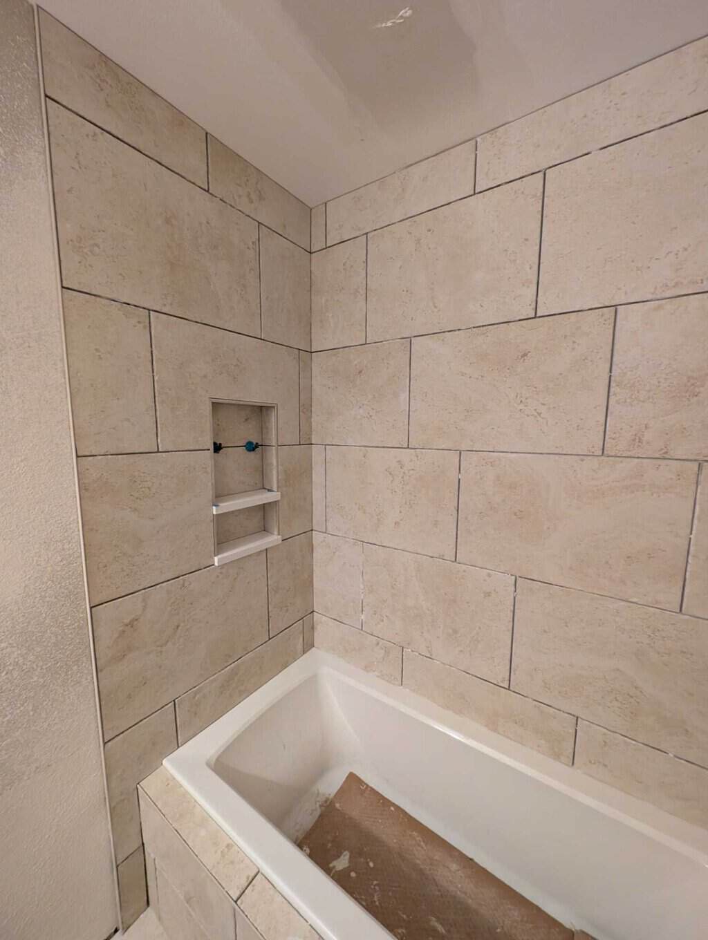 Hall bath tub surround fully set