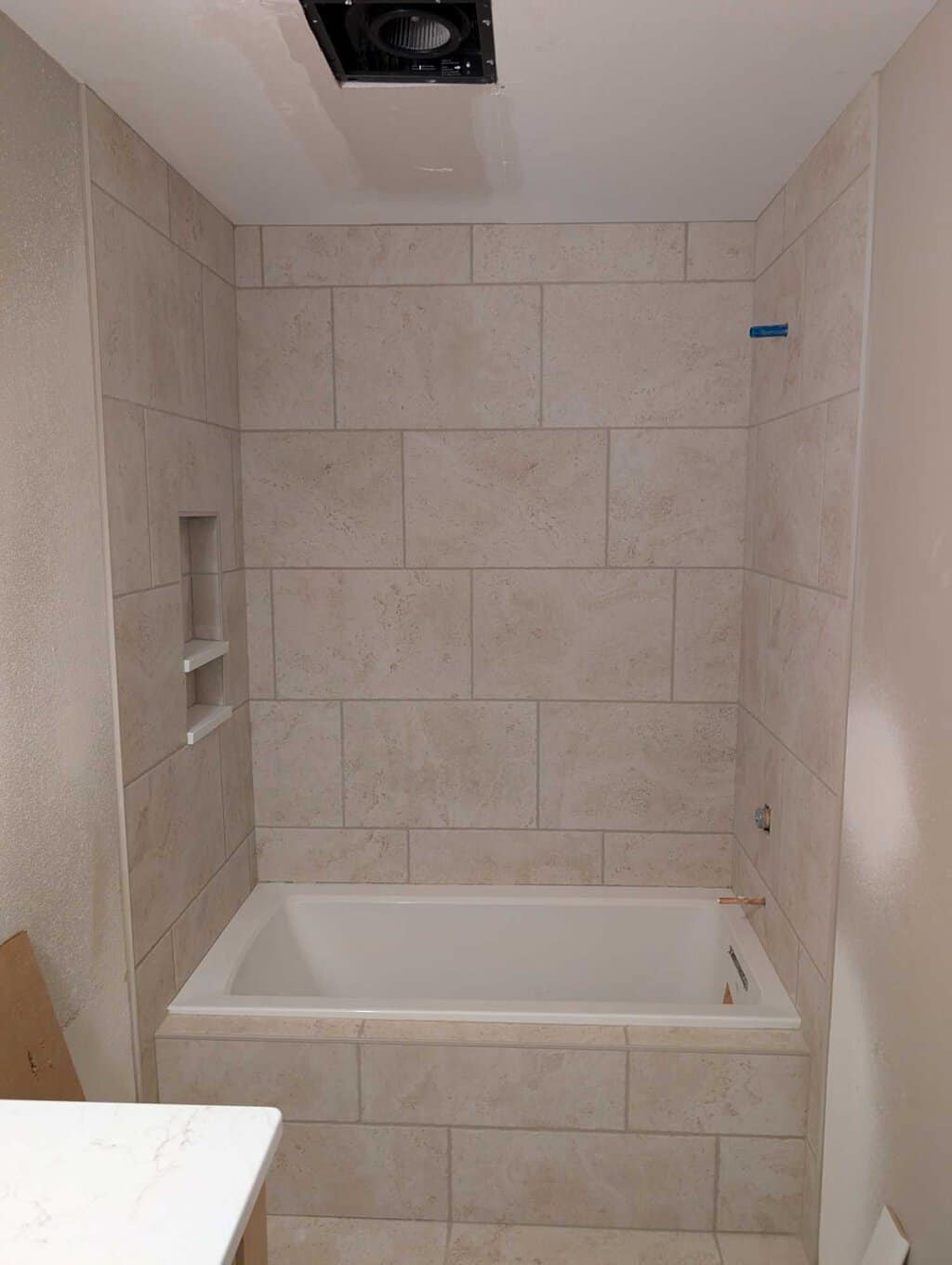 Hall bath shower grouted